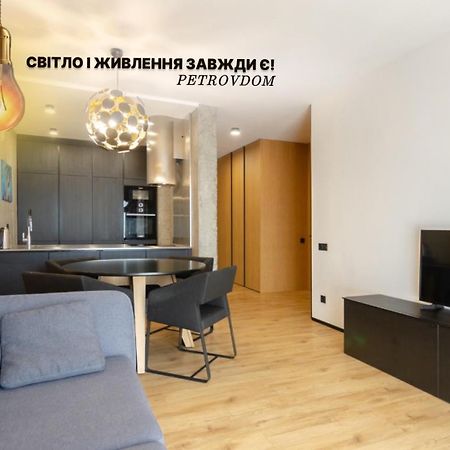 Petrovdom 23-173 In Stylish Apartments At Rc Kyiv Exterior foto