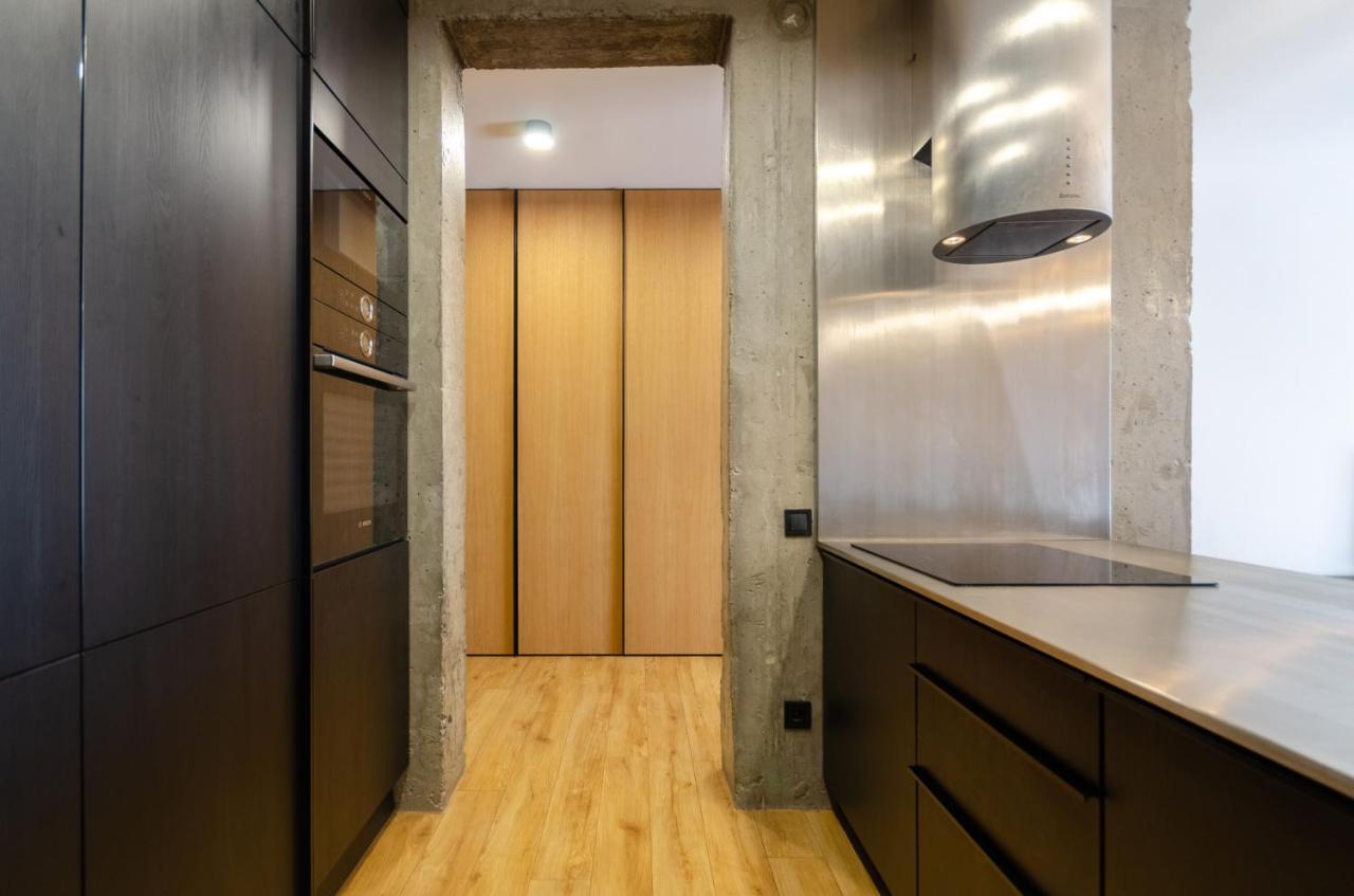Petrovdom 23-173 In Stylish Apartments At Rc Kyiv Exterior foto