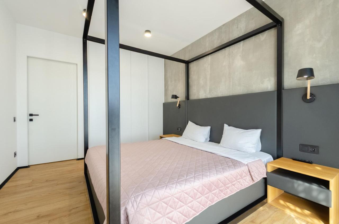 Petrovdom 23-173 In Stylish Apartments At Rc Kyiv Exterior foto