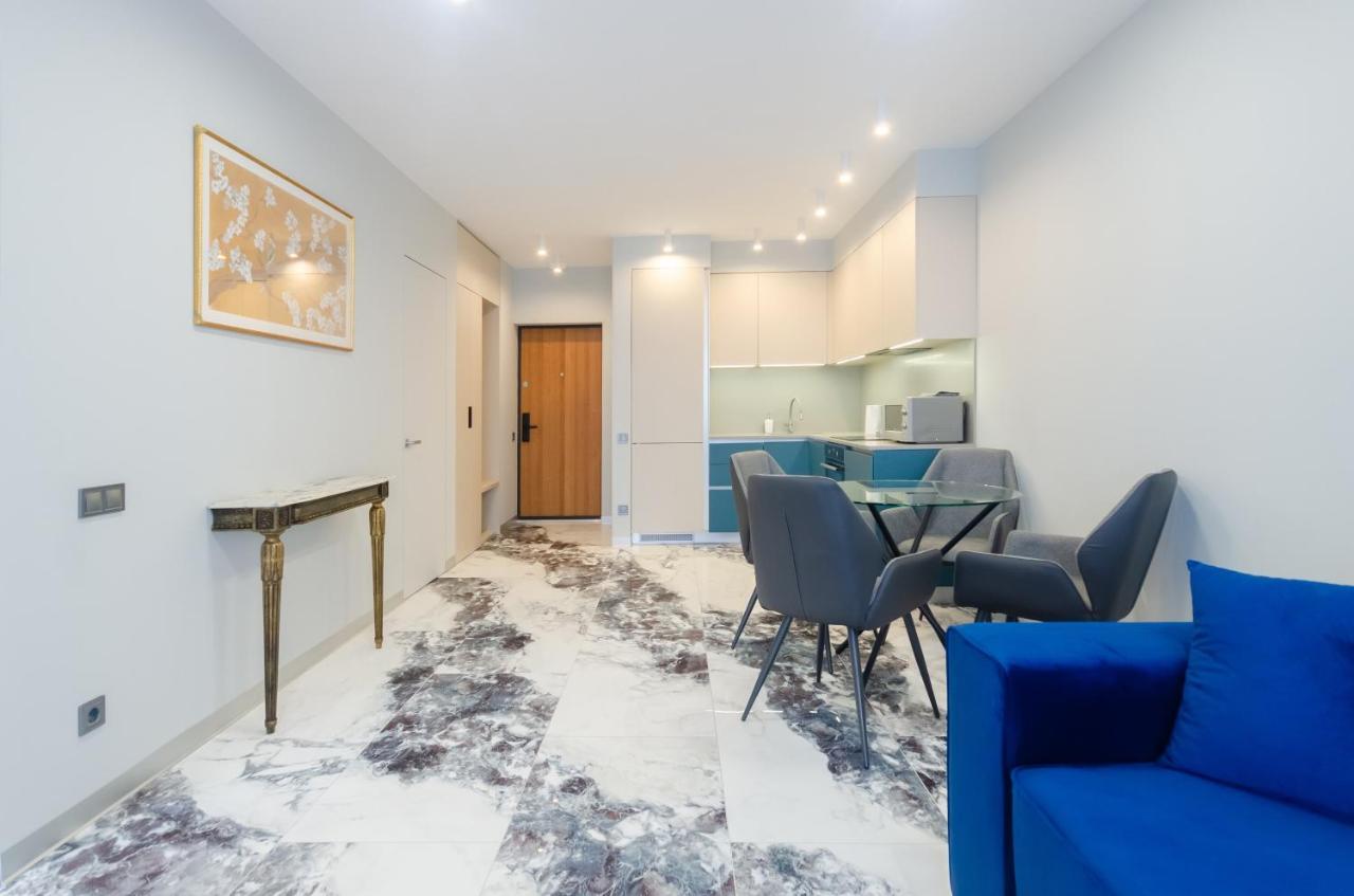 Petrovdom 23-173 In Stylish Apartments At Rc Kyiv Exterior foto